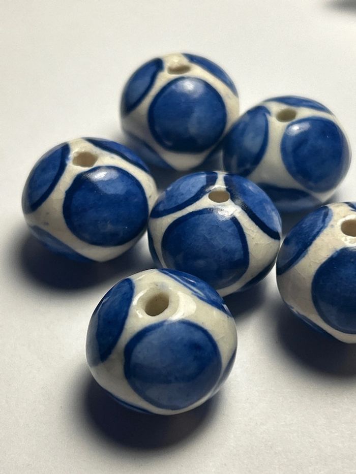 A564, 6 grosses perles en céramique env 20mm - photo numéro 4