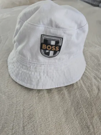 Bob chapeau Boss