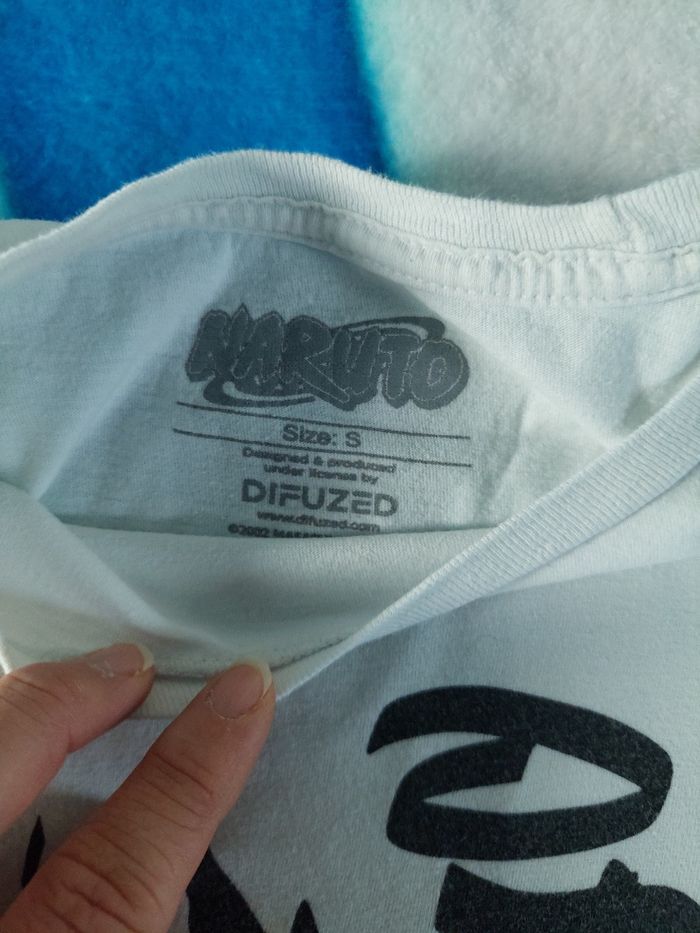 Tee shirt naruto taille s - photo numéro 2