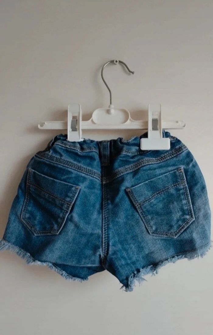 Short Gémo 4 ans - photo numéro 4