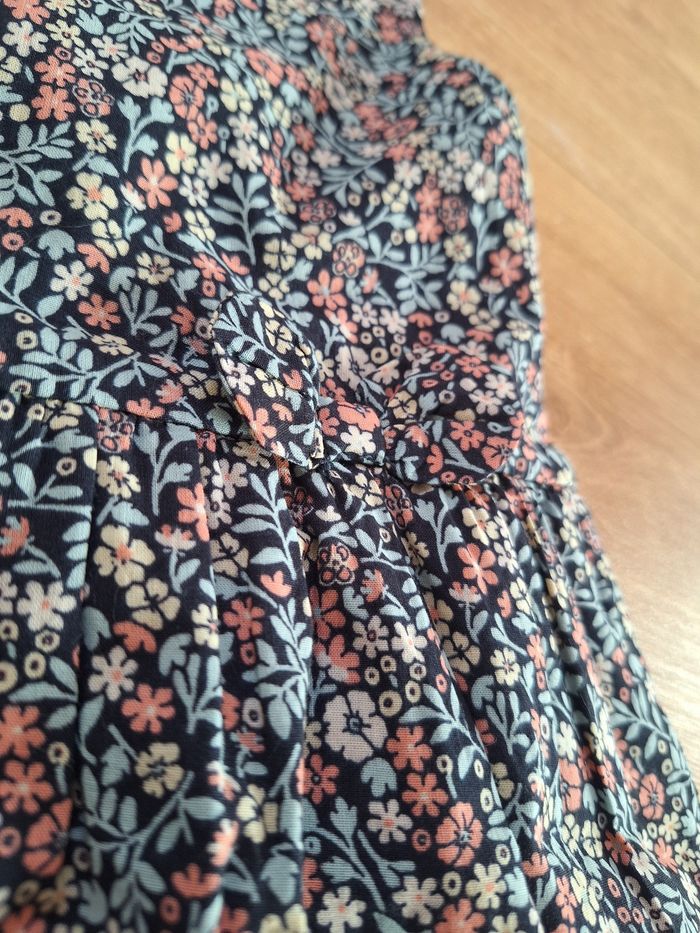 Robe fleurie manches courtes 36 mois (94cm) - photo numéro 2