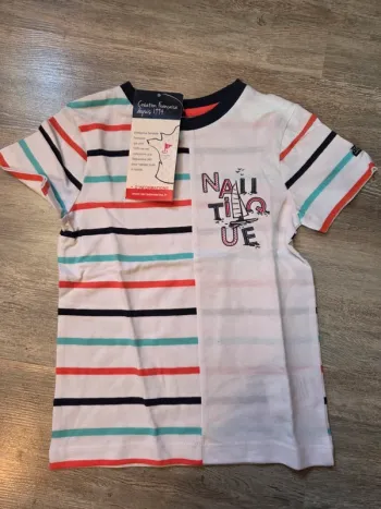 Tee shirt