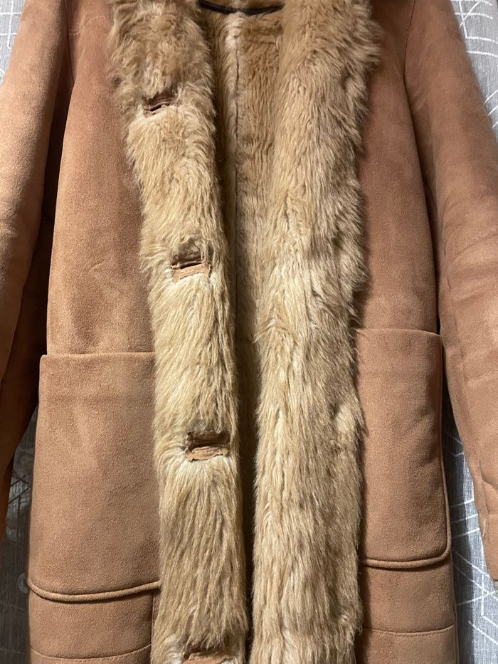 Manteau long fausse fourrure - photo numéro 4