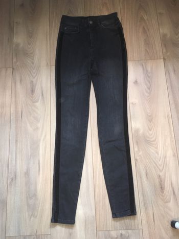 Jeans skinny noir taille haute pieces s neuf
