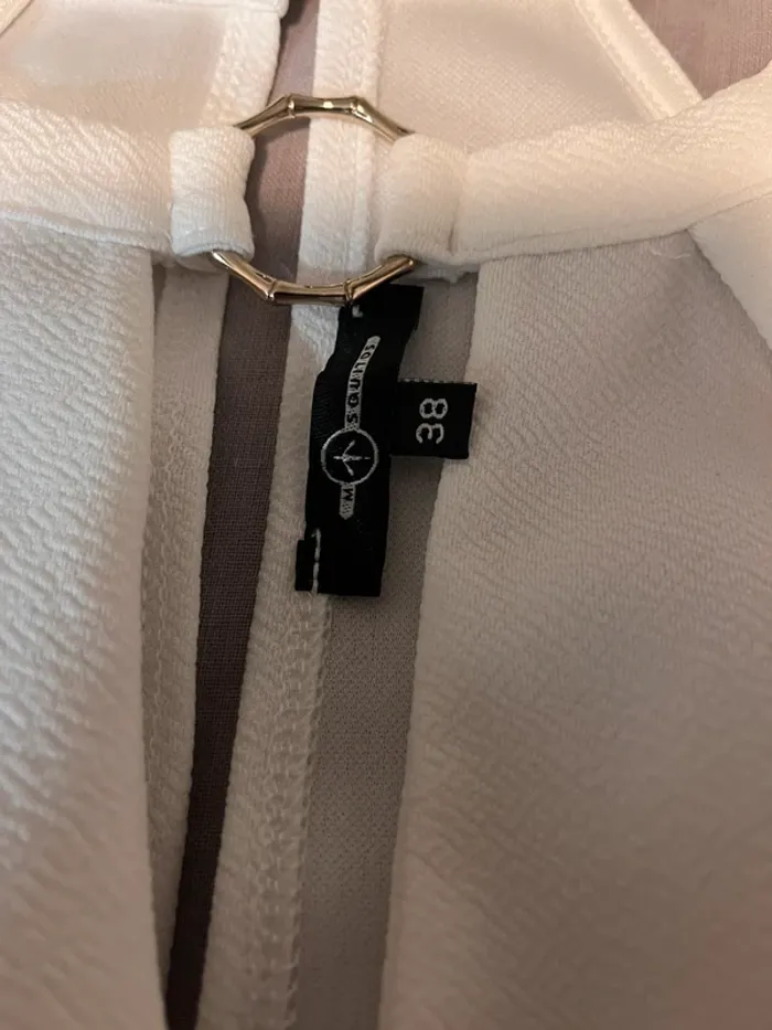 Robe blanche patineuse choker mosquitos T38 - photo numéro 4