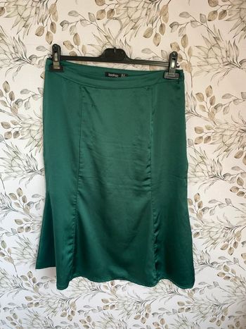 Jupe satin boohoo vert