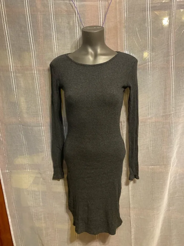 Robe manche longue taille XS