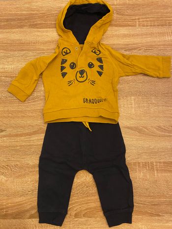 Ensemble pull et jogging