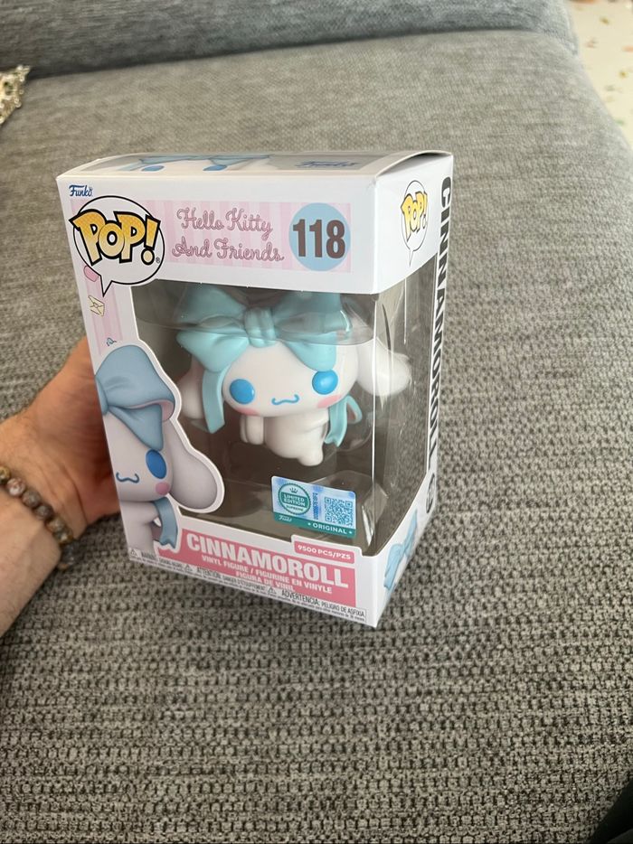 Figurine Funko Pop Hello Kitty and Friends Cinnamoroll Limited Edition Supreme - photo numéro 2