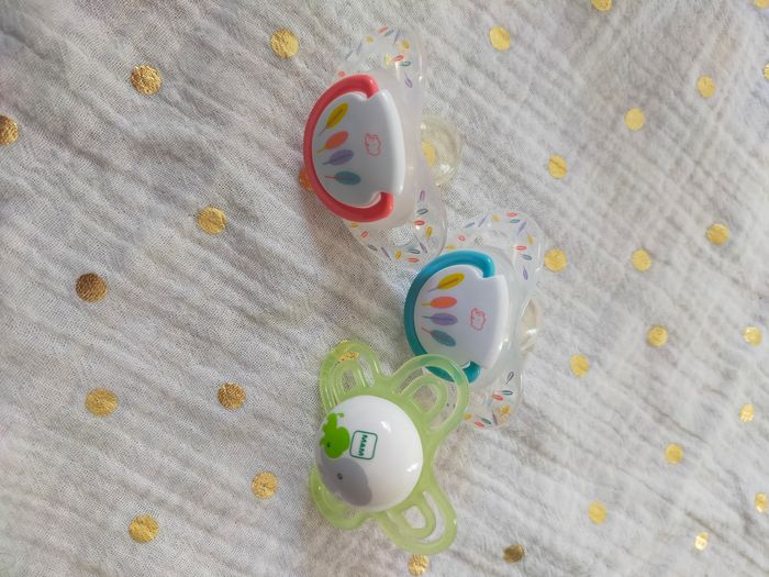 Lot de 3 tétines neuves