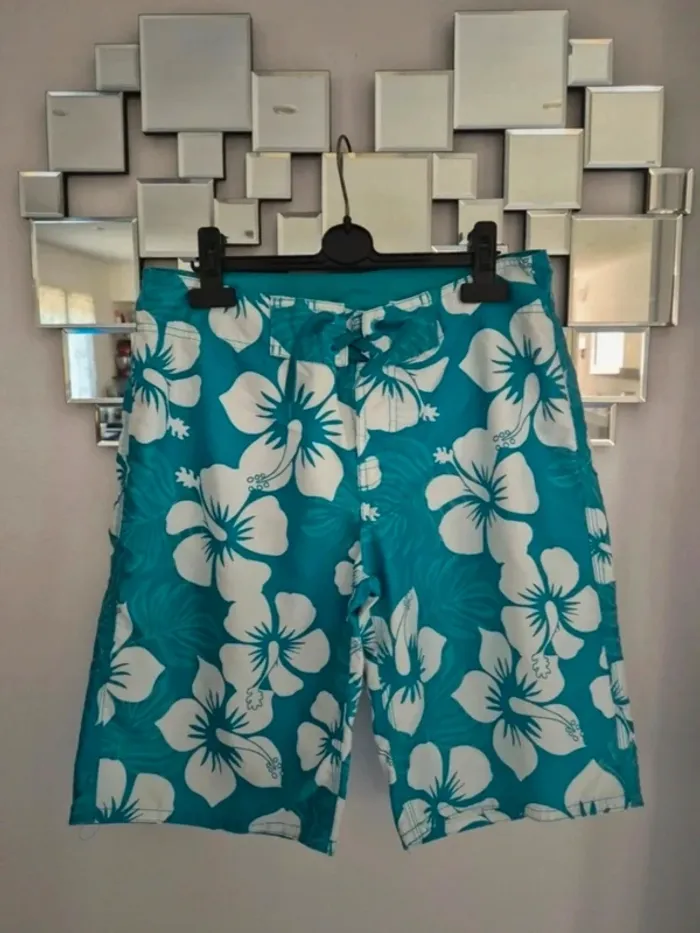 🌺 Short de bain H&M - Taille 14 ans 🌺