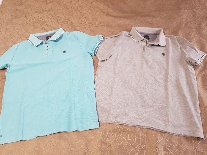Lot de 2 polos homme.