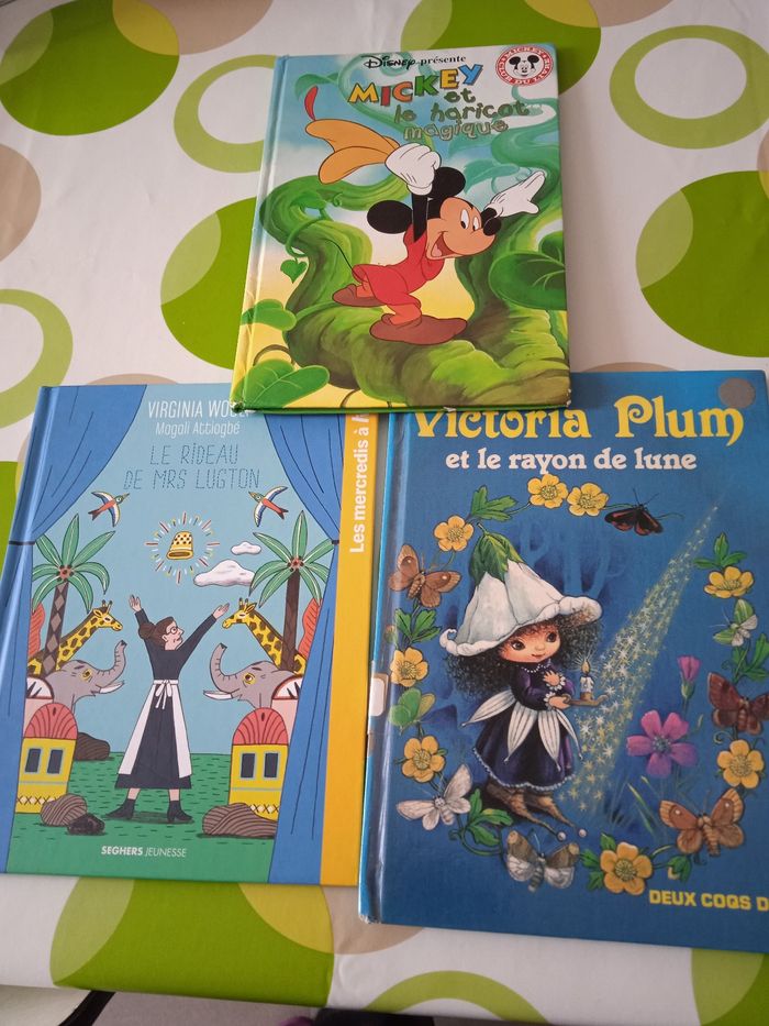 Vent trois livres enfants