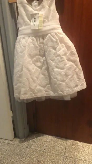 Robe de cérémonie neuve