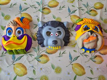 Lot 3 masques anniversaire ou carnaval
