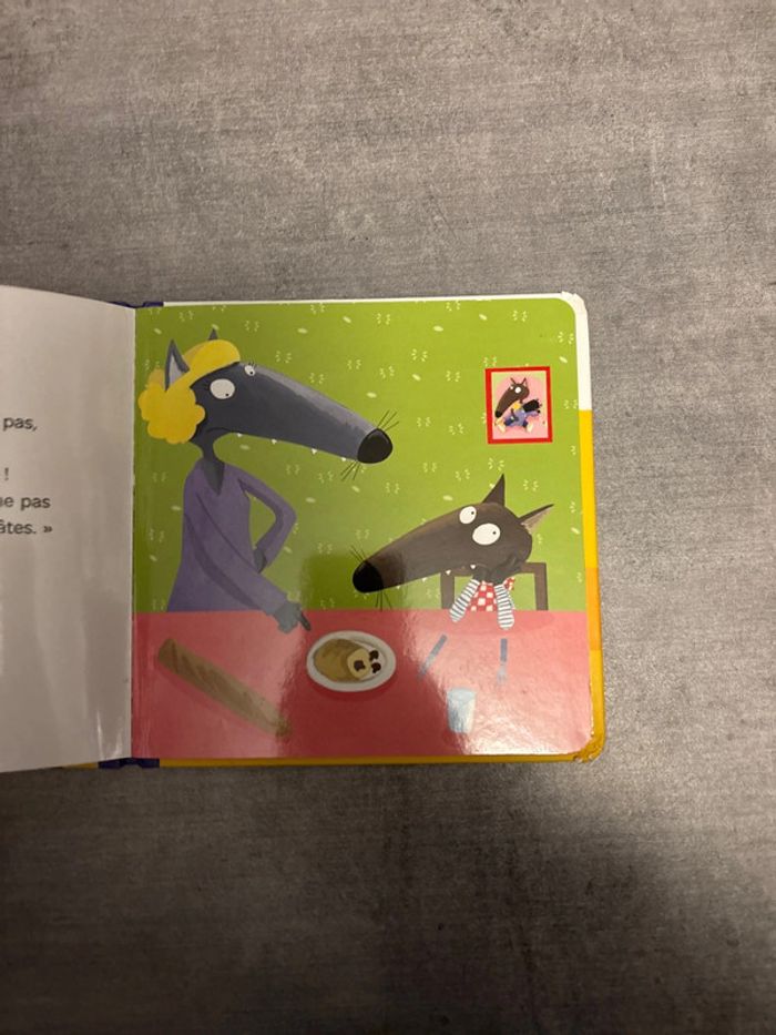 Livre Petit, Loup n’aime que les pâtes - photo numéro 3