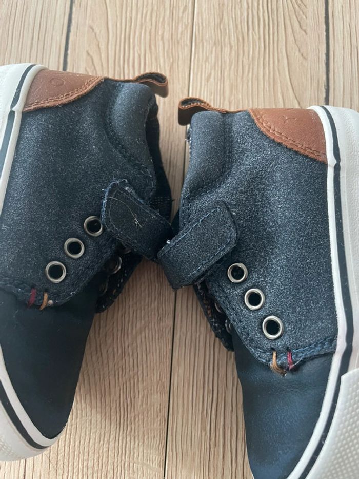 Chaussure 24 - photo numéro 4