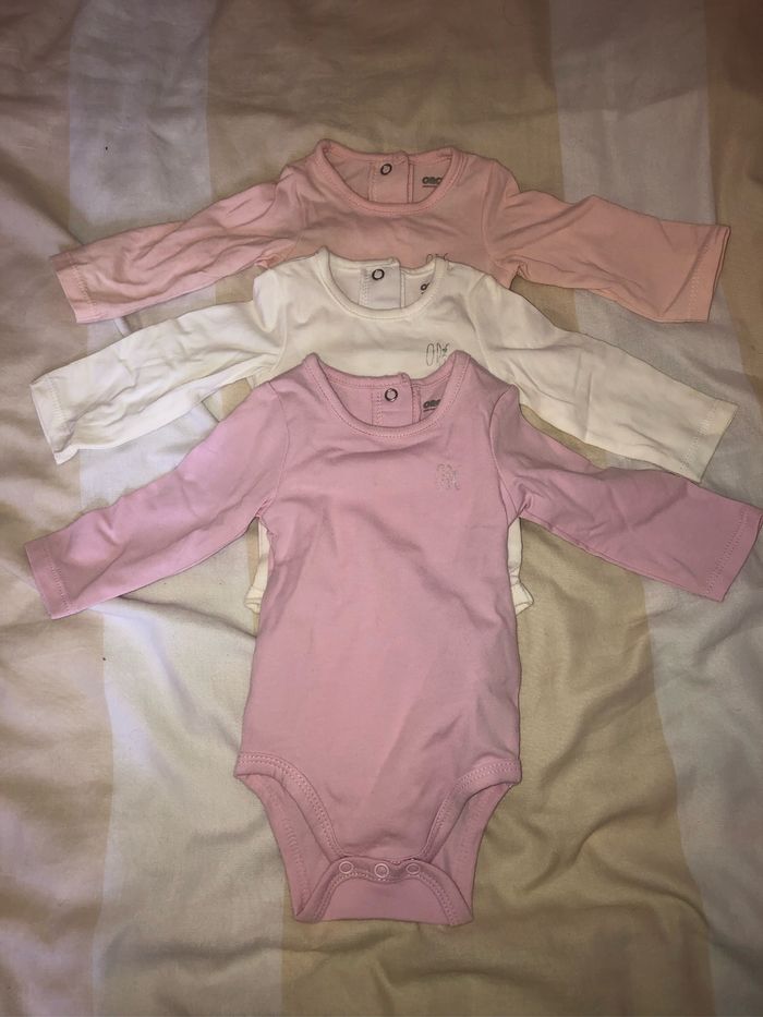Body bébé pour fille (1mois)