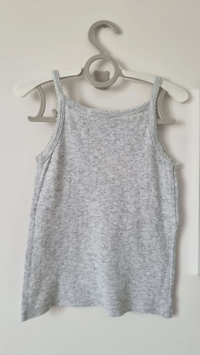 Lot 2 Chemises maille pointelle, debardeur, maillot corps kiabi 2-3ans - photo numéro 3