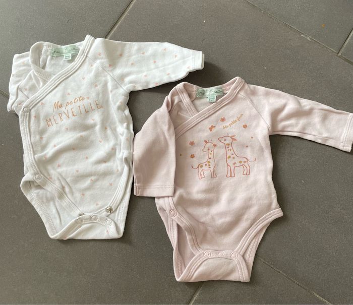 Lot 2 bodies 1 mois