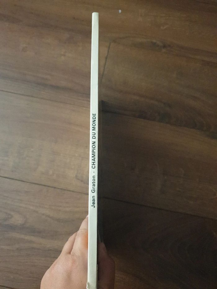 Bande dessinée Michel Vaillant - photo numéro 2