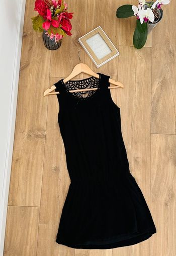 Jolie robe cache-cache