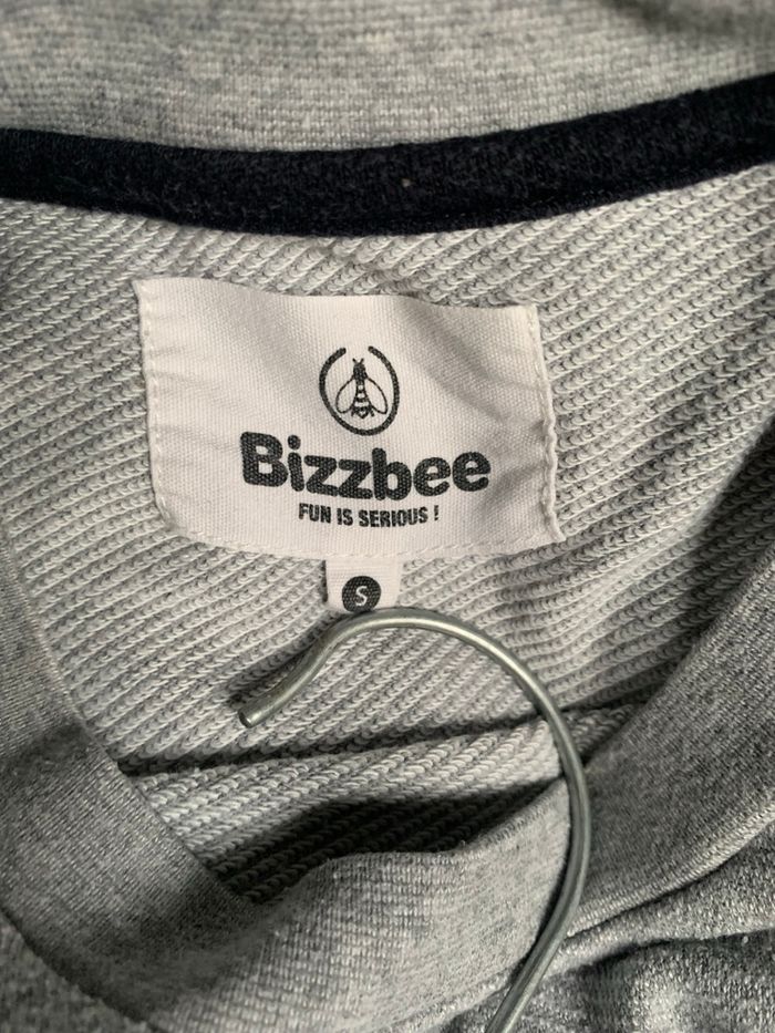 Pull gris taille S bizzbee - photo numéro 4