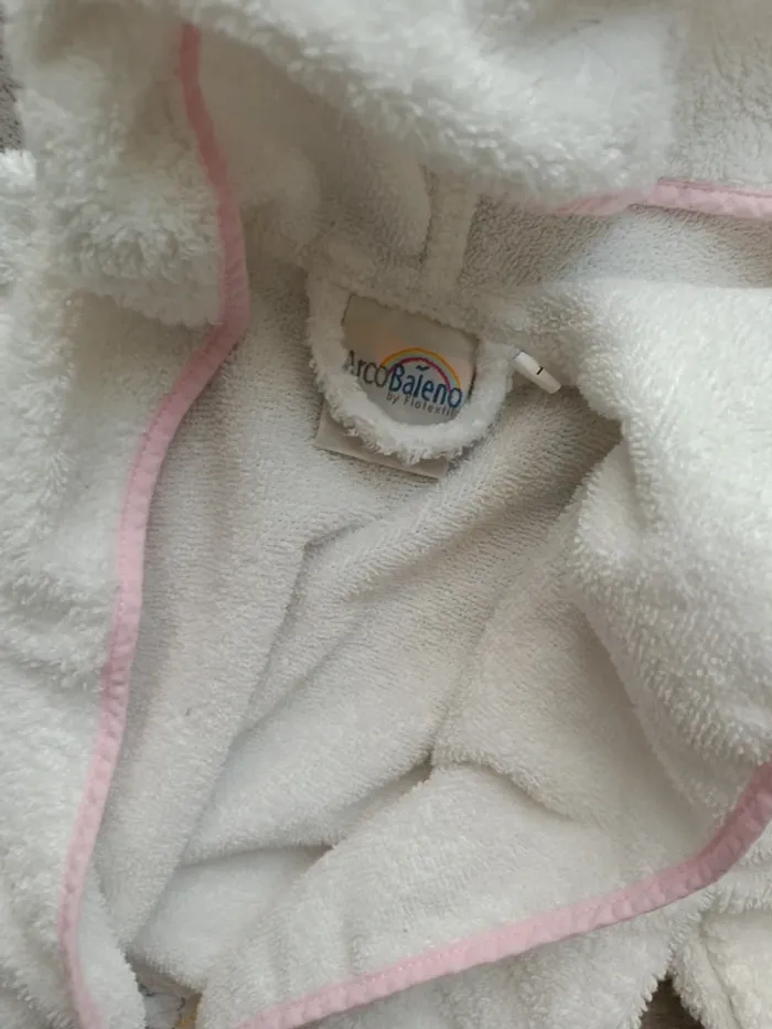 Premier peignoire blanc avec chenille brodée taille 1 arcobaleno - photo numéro 2