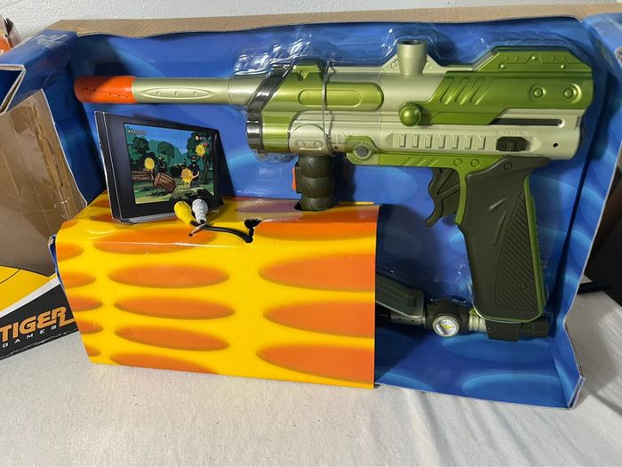 Bonjour tv paintball jeu vintage hasbro tiger - photo numéro 2