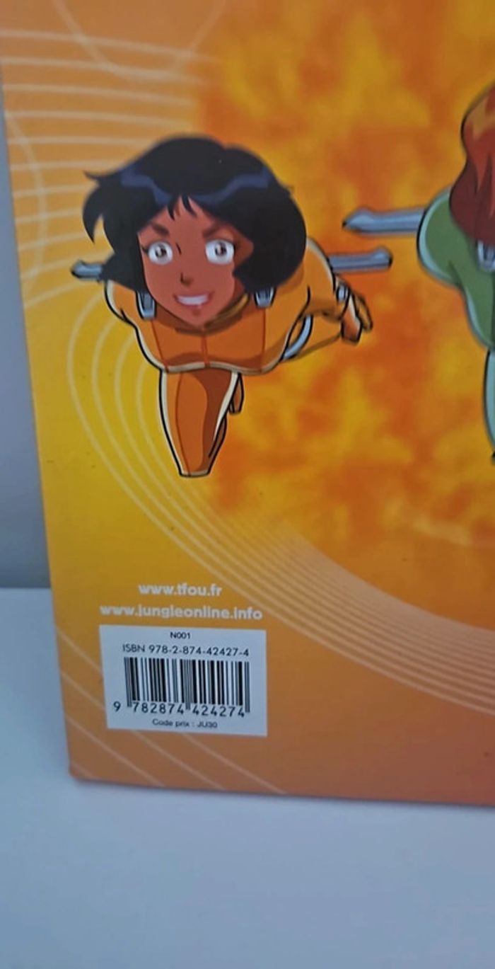 Bd les totalies spies - photo numéro 3