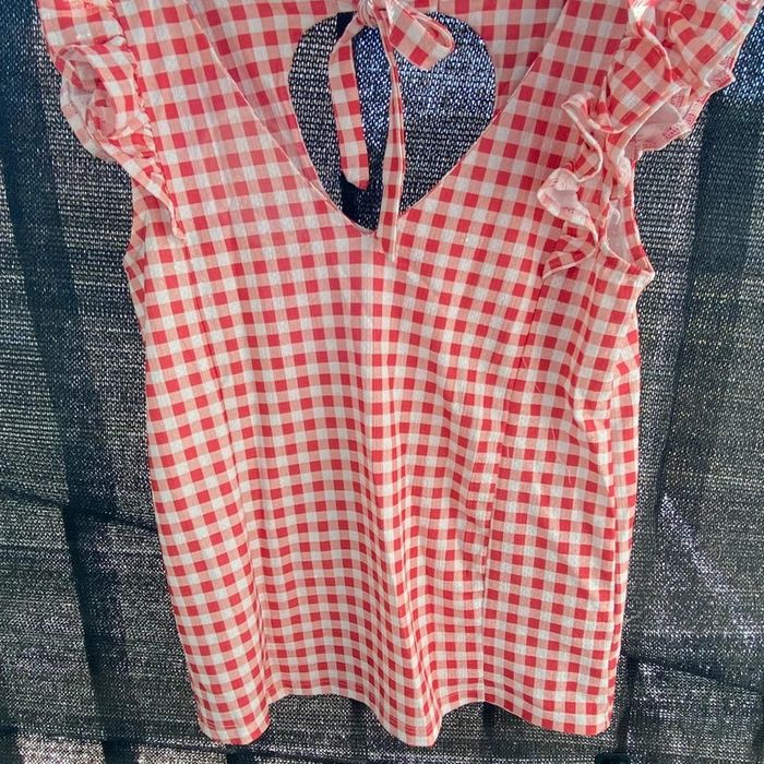 Joli t shirt NafNaf taille XS