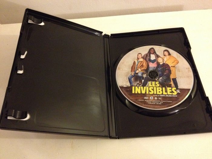 DVD film les invisibles - photo numéro 4