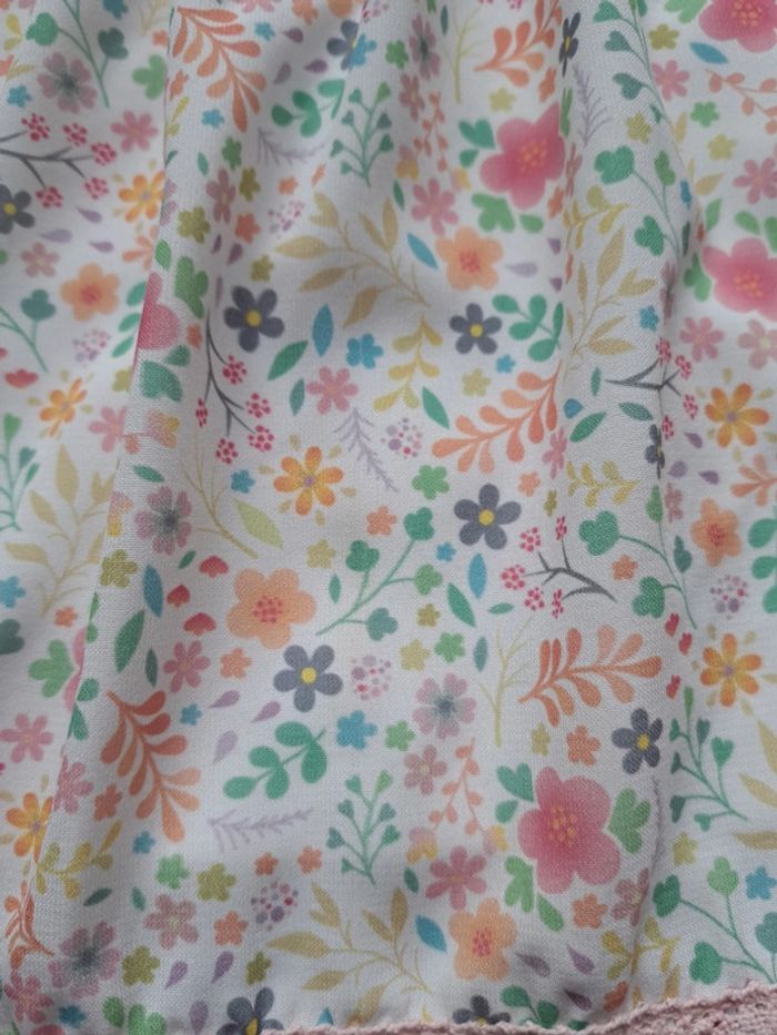 Robe fleurie 24 mois - photo numéro 4