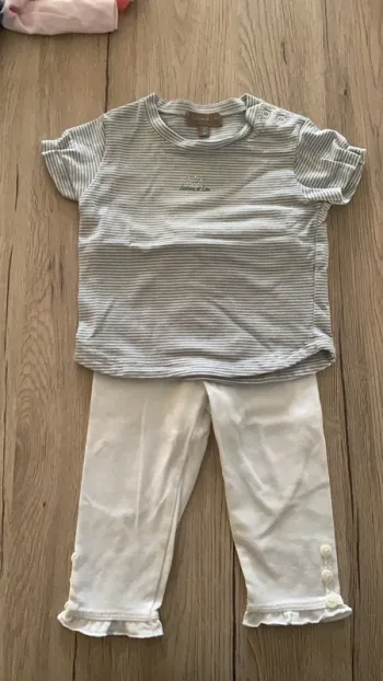 Ensemble teeshirt et legging