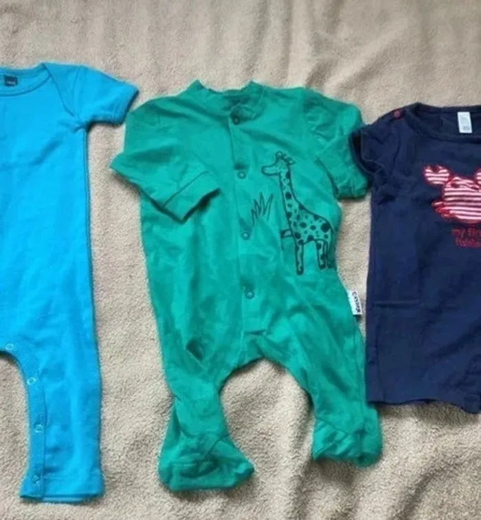 Lot bébé garçon 3 mois grenouillère combishort body