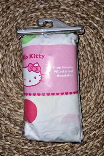 Drap housse hello Kitty 1 place neuf