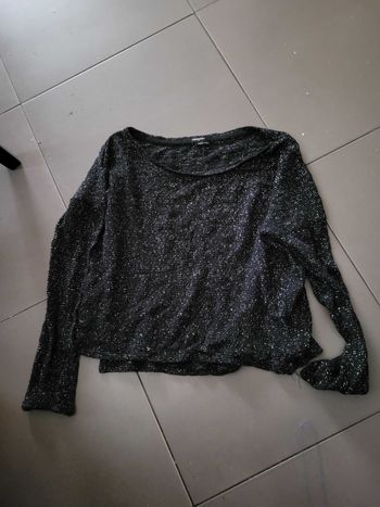 Haut noir brillant  taille M jennyfer