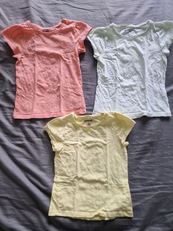 Lot de 3 tee-shirts 4ans - photo numéro 1