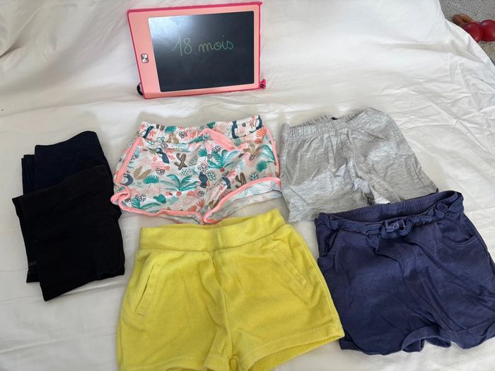 Shorts 18 mois