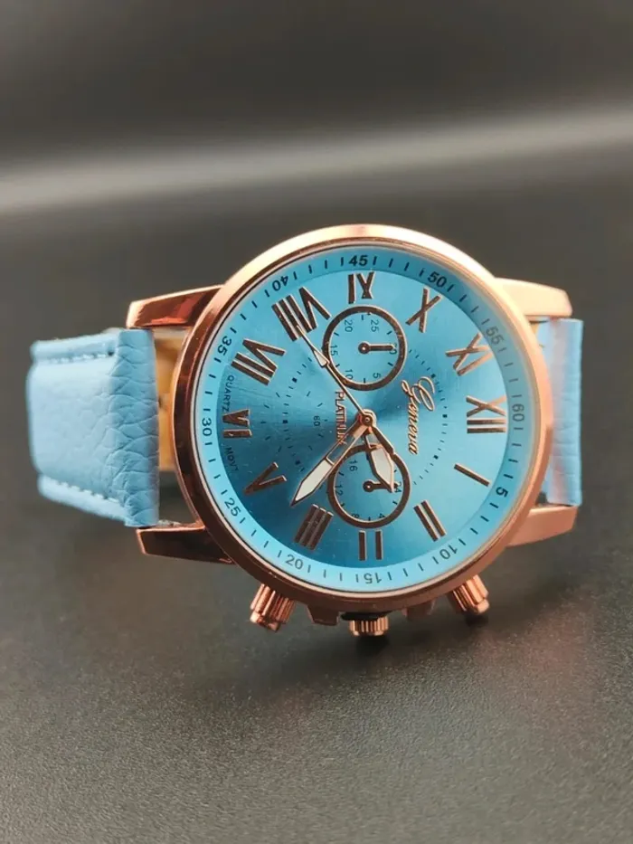 Montre bleue ciel, style vintage rose doré - photo numéro 2