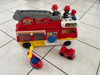 camion caserne de pompier Tut Tut copains Vtech.