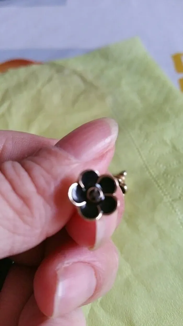 boucles d'oreille