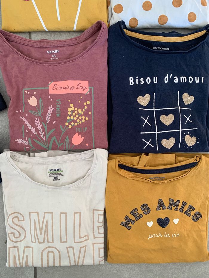 Lot 9 pièces 8 ans (1 te shirt MC + collant) offerts - photo numéro 2