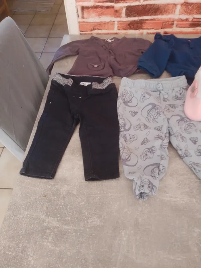 Lot bébé fille 9 mois - photo numéro 2