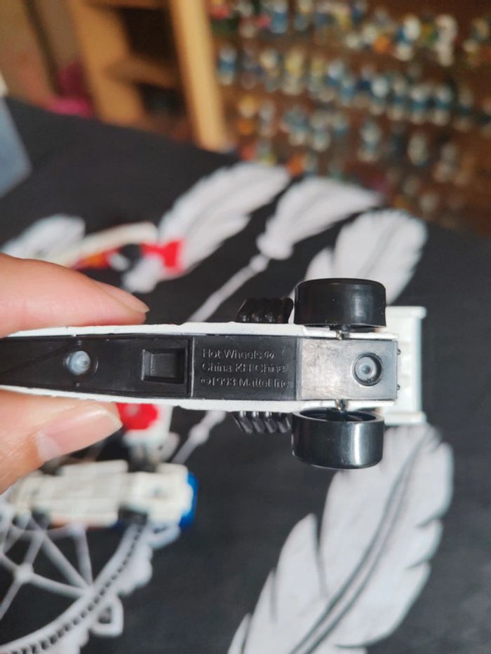 Voiture McDonald's hot wheels - photo numéro 9