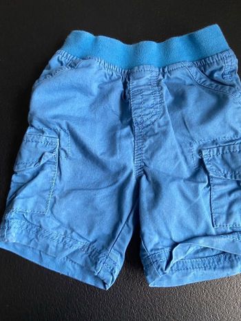 Short tape à l’œil