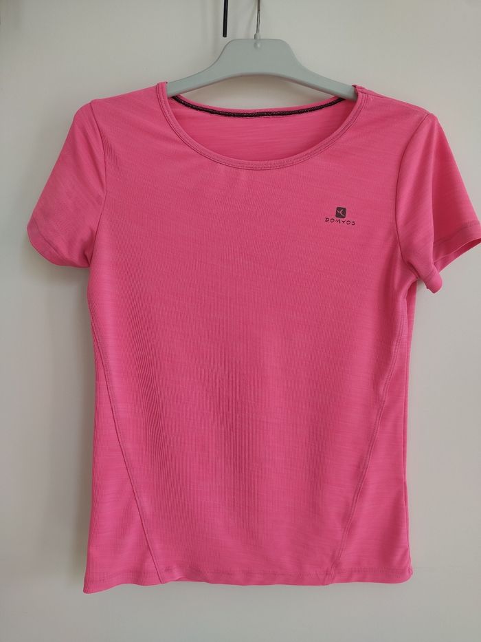 T-shirt rose fluo Decathlon