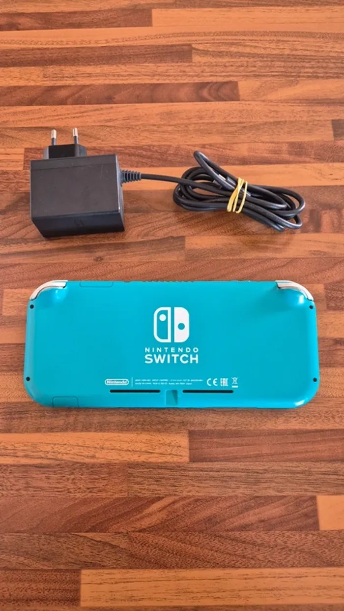 Console Nintendo switch lite "Bleu turquoise " - photo numéro 2