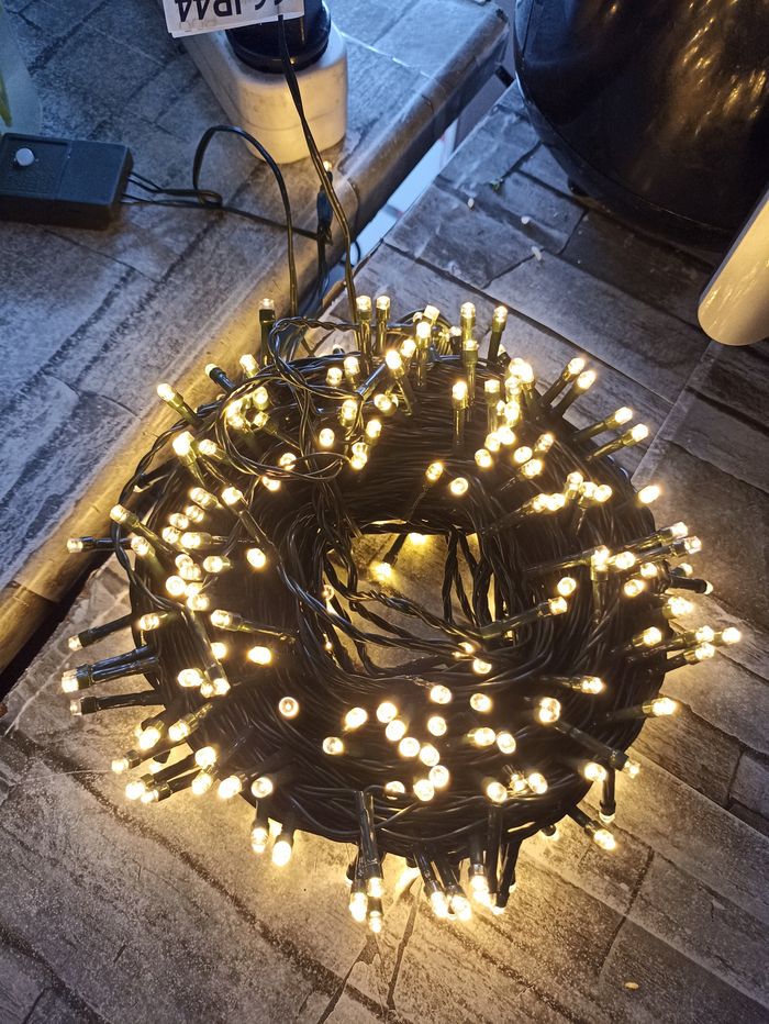 Guirlande Lumineuse LED féeRIC - 30m, 300 LED, Blanc Chaud - IntérieurExtérieur & Minuteur - photo numéro 2