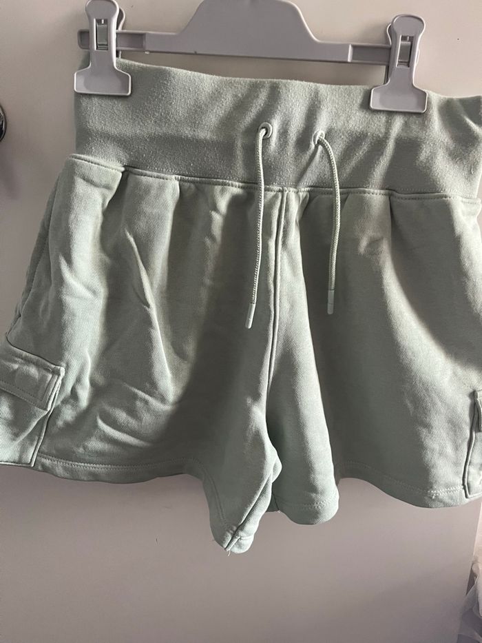 Short fille Jordan taille 12 ans